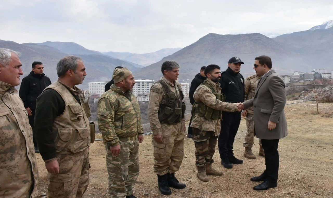 Kaymakam Başar’dan üs güvenlik bölgelerine ziyaret