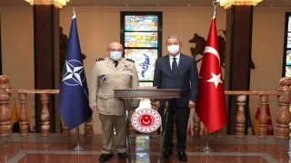 Milli Savunma Bakanı Hulusi Akar, NATO Askeri Komite Başkanı Orgeneral Stuart Peach ile görüştü.