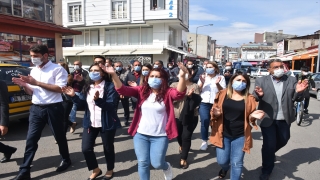 HDP’lilerden gözaltındaki Kars Belediye Başkanı Ayhan Bilgen’e destek yürüyüşü