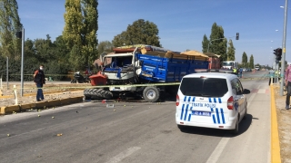 Konya’da traktör ile kamyon çarpıştı: 1 ölü