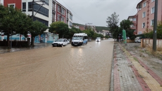 Bursa’da sağanak ve dolu yağışı etkili oldu