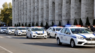 Kırgızistan’da güvenlik güçlerinden geçit töreni