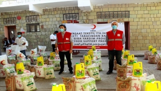 Türk Kızılaydan Yemen’in güneyindeki ihtiyaç sahiplerine gıda yardımı