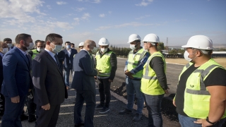 Bakan Karaismailoğlu Ankara-Kahramankazan yolundaki yapım çalışmalarını inceledi