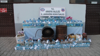 Amasya’da 4 bin 50 litre sahte içki ele geçirildi 