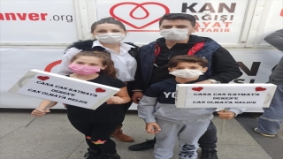 Balıkesir’de 9 yaşındaki lösemi hastası Deren için başlatılan kampanyaya yoğun ilgi