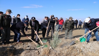 Elazığ’da sağlık çalışanları için 1500 fidanlık hatıra ormanı 