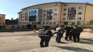 Kocaeli’nde karantina ihlali ”güvenli okul” uygulamasına takıldı