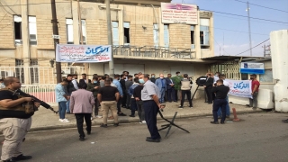 Kerkük’te Türkmenler, Seçim Dairesi’ne yapılan atamaları protesto etti