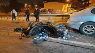 İzmir’de otomobile arkadan çarpan motosikletin sürücüsü yaşamını yitirdi