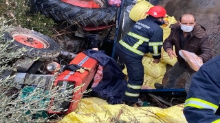 Aydın’da traktör şarampole devrildi: 1 ölü, 1 yaralı