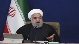 Ruhani: ”Gelecek yıl günlük 2 milyon 300 bin varil petrol üretip satacağız”