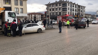 Düzce’de zincirleme trafik kazası: 3 yaralı