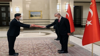 Çin Büyükelçisi Liu, Cumhurbaşkanı Erdoğan’a güven mektubu sundu