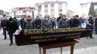 Denizli’de foseptik çukurunda ölen 3 işçi son yolculuklarına uğurlandı