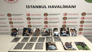 İstanbul Havalimanı’nda, Maradona’nın tablolarının arkasına gizlenmiş kokain ele geçirildi