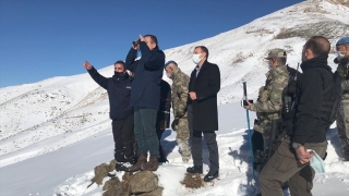 GÜNCELLEME Şemdinli’de çığ düşmesi sonucu bir asker şehit oldu, bir askeri arama çalışmaları sürüyor