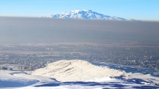 Van ve Bitlis’te 7 yerleşim birimine ulaşım sağlanamıyor