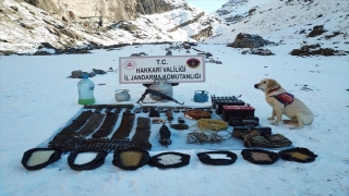 Hakkari’de PKK’lı teröristlere yönelik operasyonda silah ve mühimmat ele geçirildi