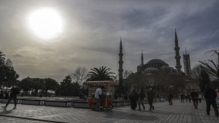 İstanbul pazar gününe sakin girdi