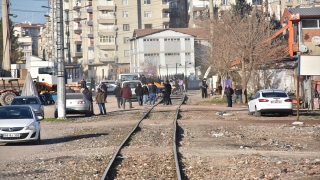 Can ve mal kaybı demir yolu etrafına çekilen çitle önlenecek