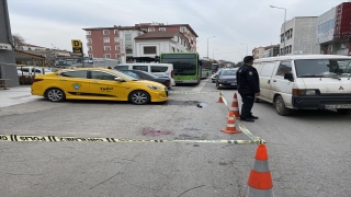 Sakarya’da silahlı saldırıya uğrayan taksici yaralandı