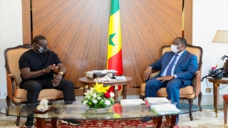 Senegal Cumhurbaşkanı Sall, ”Lupin” dizisinin başrol oyuncusu Omar Sy’i kabul etti