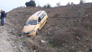 Gaziantep’te otomobil devrildi: 2 yaralı