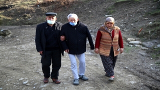 Kastamonu’da ayı saldırısına uğrayan işitme engelli kolundan ve bacağından yaralandı