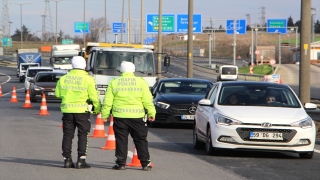 İstanbul’da kar yağışı öncesi kış lastiği denetimi