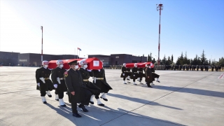 Şehitler Altıntaş ve Kabaklı’nın naaşları memleketleri Gaziantep’e getirildi