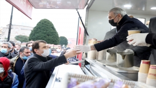 AK Parti İstanbul İl Başkanı Kabaktepe, Yeşilay Haftası kapsamında gençlerle buluştu: