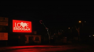 Zonguldak’ta LED ekranlara ”Love Erdoğan” görseli yansıtıldı