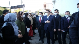 Enerji ve Tabii Kaynaklar Bakanı Dönmez, AK Parti Adana İl Başkanlığını ziyaret etti: