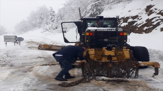 Kastamonu’da kar nedeniyle 111 köy yolunda ulaşım sağlanamıyor