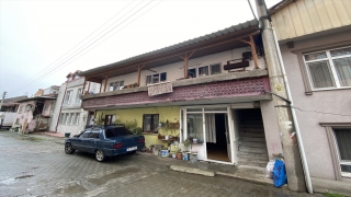 Sakarya’da sobadan sızan gazdan etkilenen anne ile 3 çocuğu hastaneye kaldırıldı