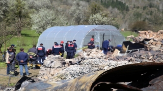 GÜNCELLEME 4 Kastamonu’nun Pınarbaşı ilçesinde anne ile kızının hayatını kaybettiği yangın kontrol altına alındı