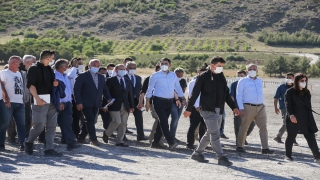 Çevre ve Şehircilik Bakanı Murat Kurum, Salda Gölü’nde incelemelerde bulundu: (1)