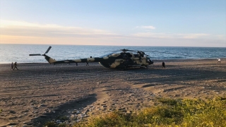 Azerbaycan’a ait askeri helikopter teknik nedenle Giresun sahiline zorunlu iniş yaptı