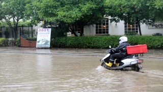 Edirne’de sağanak hayatı olumsuz etkiledi