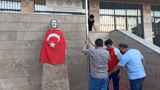 Osmaniye’de gençlerin bayrak hassasiyeti takdir topladı