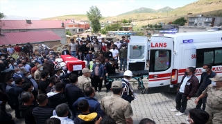 Bitlis’te şehit güvenlik korucusu son yolculuğuna uğurlandı