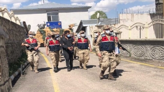 Erzurum’da uyuşturucuyla yakalanan 7 şüpheliden ikisi tutuklandı