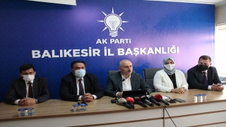 Ulaştırma ve Altyapı Bakanı Karaismailoğlu, BalıkesirSavaştepe Yolu şantiyesinde incelemelerde bulundu: