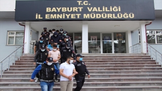 Bayburt’ta uyuşturucu operasyonunda gözaltına alınan 9 kişiden 5’i tutuklandı