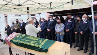 Mardin’deki trafik kazasında hayatını kaybeden Büşra öğretmen toprağa verildi