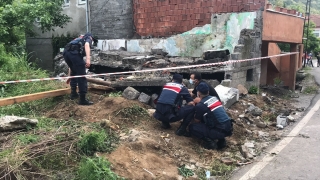 Zonguldak’ta yıkılan duvarın altında kalan kişi hayatını kaybetti