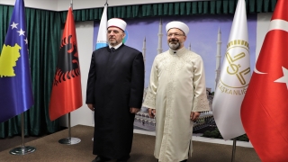 Diyanet İşleri Başkanı Erbaş, Kosova İslam Birliği’ni ziyaret etti