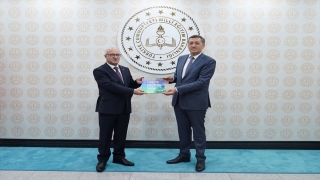 Milli Eğitim Bakanı Selçuk, Irak Eğitim Bakanı Muhluf ile bir araya geldi: