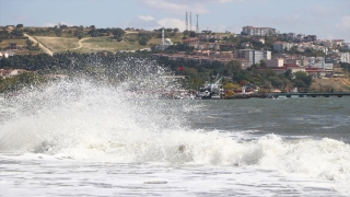 Marmara Denizi’nde ulaşıma poyraz engeli